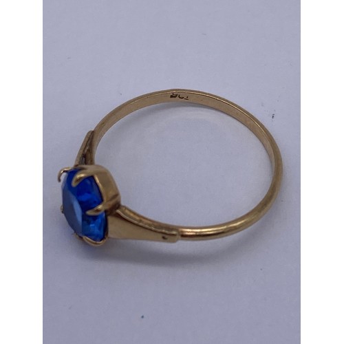 569 - 9CT GOLD ROSE DRESS RING AND A 9CT GOLD BLUE STONE RING 2.1G OVERALL APPROX