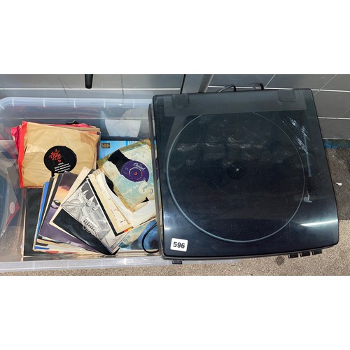 596 - AIWA TURNTABLE AND A SELECTION OF LP RECORDS