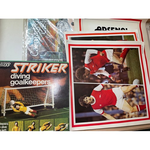 492 - PARKER STRIKER FOOTBALL GAME SET