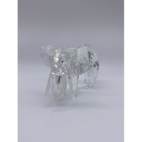 501 - SWAROVSKI CRYSTAL SOCIETY 1993 AFRICAN ELEPHANT FIGURE DESIGNED AND SIGNED MARTIN ZENDRON