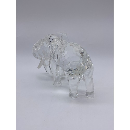 501 - SWAROVSKI CRYSTAL SOCIETY 1993 AFRICAN ELEPHANT FIGURE DESIGNED AND SIGNED MARTIN ZENDRON