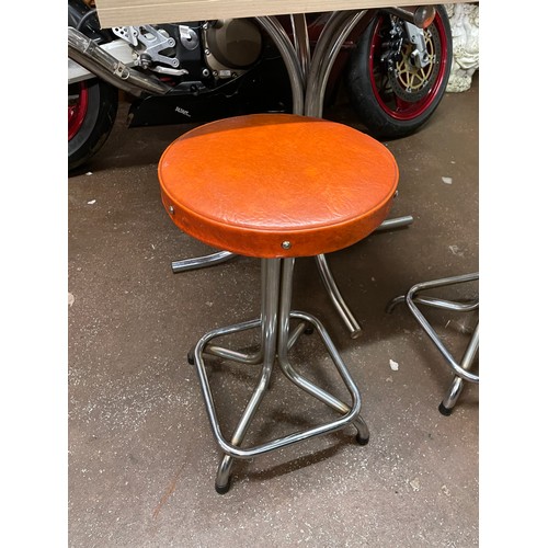 44 - 1970S TUBULAR SQUARE SECTION KITCHEN TABLE AND PAIR OF STOOLS