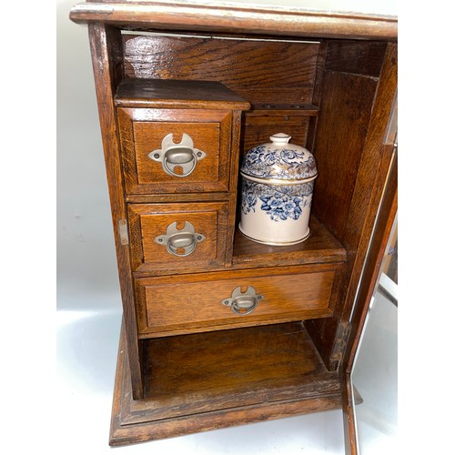 664 - OAK GLAZED DOOR SMOKERS CABINET