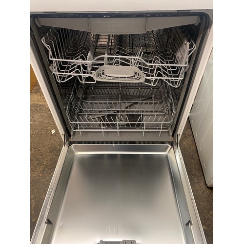 33 - BOSCH SERIES 2 DISHWASHER