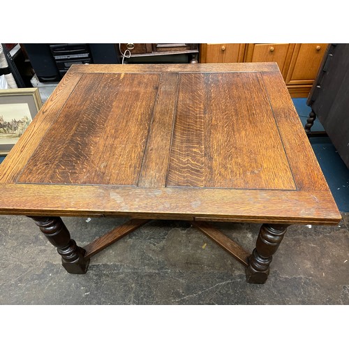 40 - LARGE OAK BULBOUS LEG DRAWER LEAF TABLE & SET OF CHAIRS