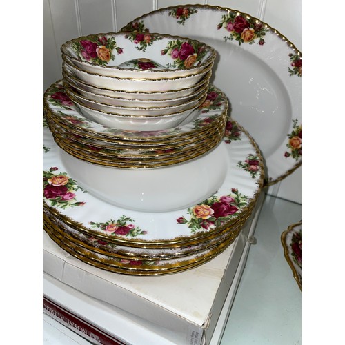 230 - ROYAL ALBERT OLD COUNTRY ROSES TABLE SERVICE INCLUDING TUREENS, SAUCE BOAT