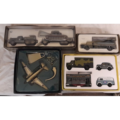 256 - BOXED CORGI AVIATION AIRCRAFT, CORGI CLASSICS DIECAST US TANK TRANSPORTER AND TANK, AND OPERATION OV... 