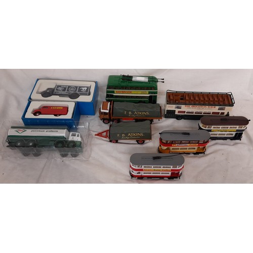 261 - 16 BOXED CORGI CLASSICS DIECAST DELIVERY WAGONS, TRUCKS, AND TRAMS