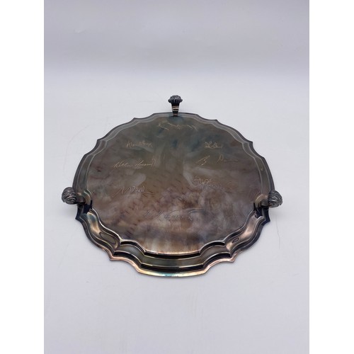 440 - SHEFFIELD SILVER SERPENTINE WAITER TRAY WITH EVERTED BORDER AND PRESENTATION INSCRIPTION 10.9OZ APPR... 