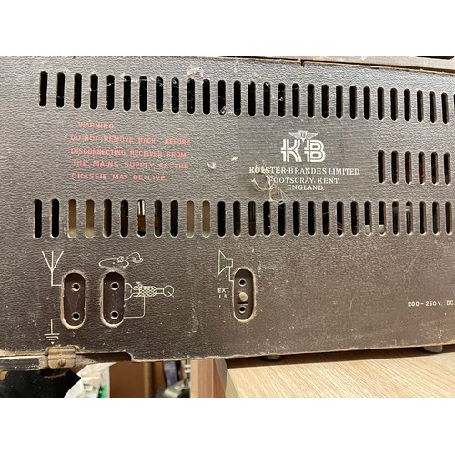 351 - WALNUT CASED KB MAINS RADIO