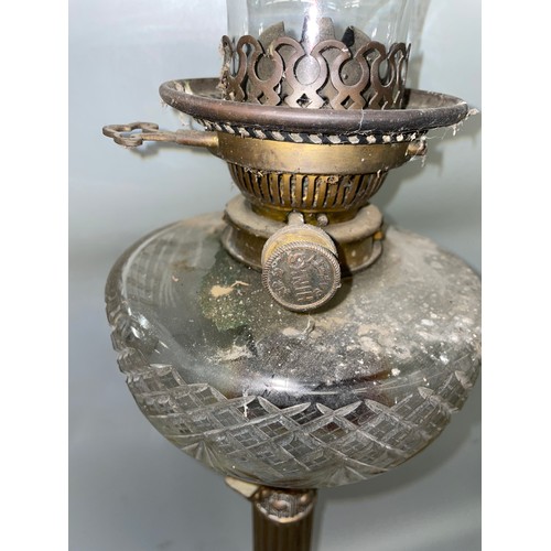 352 - GILT METAL CORINTHIUM COLUMN GLASS OIL LAMP