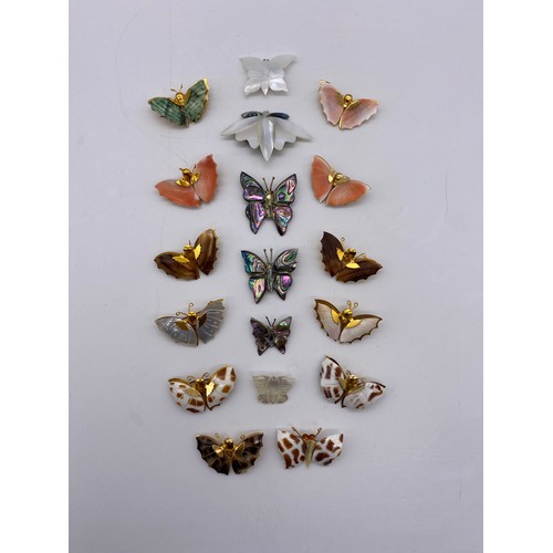 604 - BAG OF ABALONE AND SHELL BUTTERFLY BROOCHES