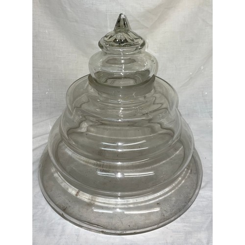 196 - RIBBED GRADUATED GLASS SQUAT JAR WITH DOME COVER