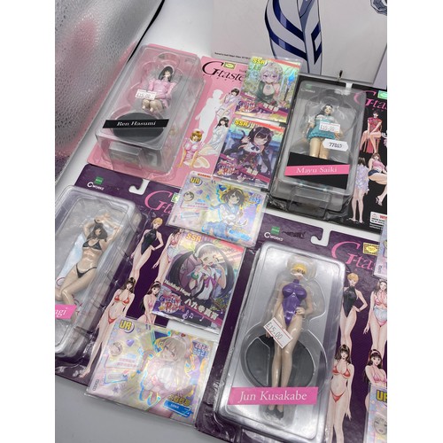 568 - SIX G-TASTE FIGURE BLISTER PACKS, SELECTION OF GIRLS PARTY TRADING CARDS AND ANIME CHARACTER POSTERS