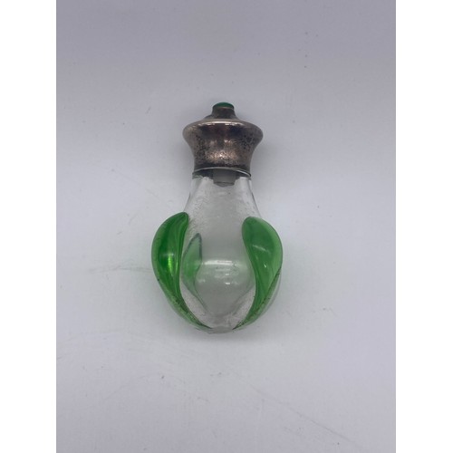 237 - ARTS AND CRAFTS BALUSTER CLEAR AND GREEN GLASS SCENT BOTTLE WITH METAL LID