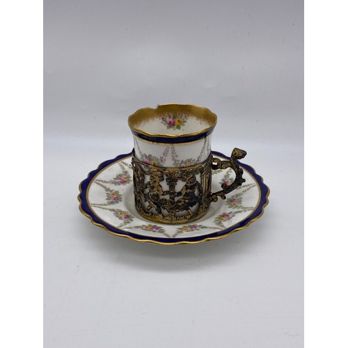 590 - COALPORT GILDED ROSE GARLAND OVOID MINI VASE, AYNSLEY COFFEE CAN IN GILT METAL HOLDER A/F AND A 19TH... 