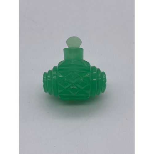 208 - POSSIBLY FRENCH GREEN FACET CUT HOBNAIL BARREL SCENT BOTTLE