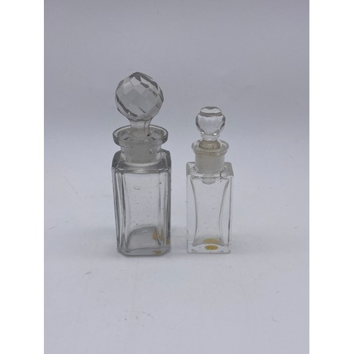 209 - GLASS HOBNAIL DECORATED SCENT BOTTLE AND PANELLED SPIRE STOPPER, TWO PLAIN GLASS SCENT PHIALS WITH F... 