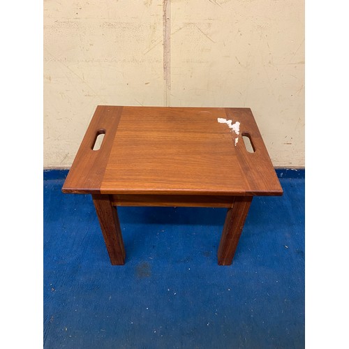 5 - HARDWOOD SQUARE SECTION LAMP TABLE