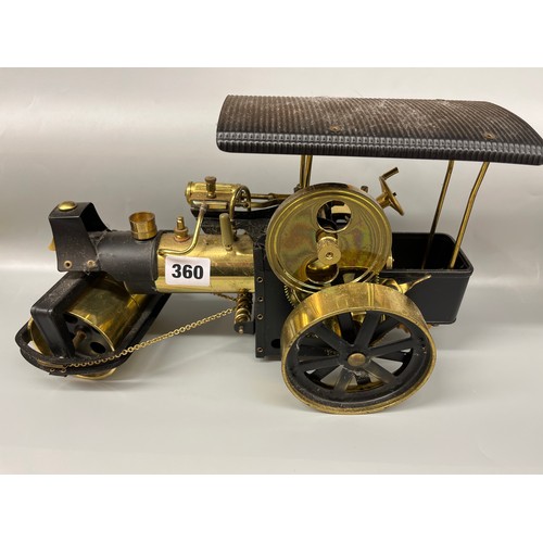 360 - OLD SMOKEY MODEL OF A TRACTION ENGINE