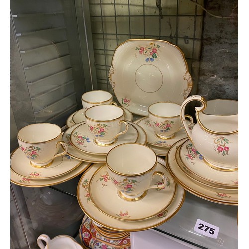 275 - GROSVENOR CHINA OLD ENGLISH PATTERN TEASET