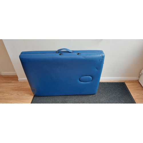 162 - PORTABLE MASSAGE TABLE IN CARRY CASE