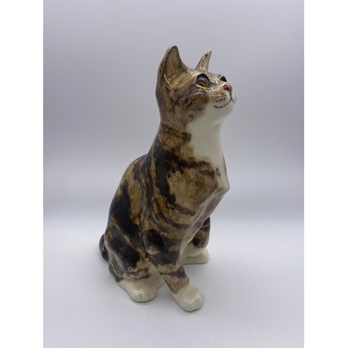 564 - WINSTANLEY NUMBER 5 SEATED POTTERY CAT FIGURE