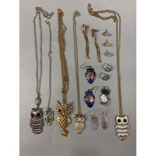 431 - TRAY OF OWL RELATED DRESS JEWELLERY INCLUDING PENDANTS, ENAMEL DROPPER EARRINGS