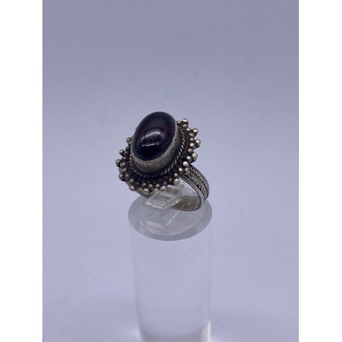 423A - 10 SILVER AND WHITE METAL ENAMEL AND  AND SEMI PRECIOUS STONE SET DRESS RINGS INC. PLATED AMETHYST D... 