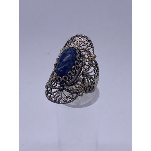 422A - SELECTION OF SILVER AND WHITE METAL SET LAPIS JEWELLERY INC. EARRINGS, BROOCH, PENDANT AND RINGS