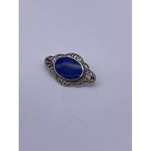 422A - SELECTION OF SILVER AND WHITE METAL SET LAPIS JEWELLERY INC. EARRINGS, BROOCH, PENDANT AND RINGS