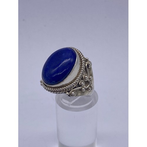 422A - SELECTION OF SILVER AND WHITE METAL SET LAPIS JEWELLERY INC. EARRINGS, BROOCH, PENDANT AND RINGS