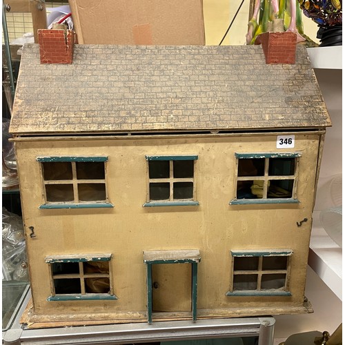 346 - MODEL DOLLS HOUSE AND SELECTION OF PLASTIC AND OTHER FURNITURE A/F