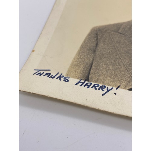 400A - LAUREL AND HARDY PROMOTIONAL PHOTO CARD, AUTOGRAPHED THANKS HARRY! BY STAN LAUREL AND OLIVER HARDY (... 