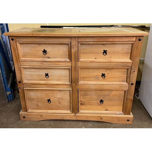 137 - COLONIAL PINE SIX DRAWER DRAWER CHEST