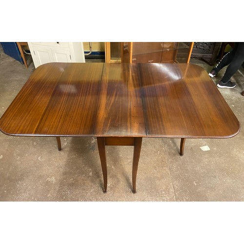 92 - REGENCY STYLE MAHOGANY DROP FLAP DINING TABLE