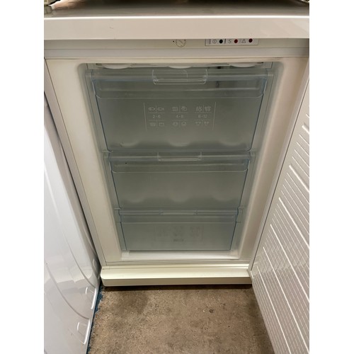 18 - BOSCH EXXCELL LARDER FREEZER