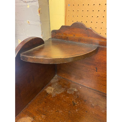 213 - MID 18TH CENTURY OAK AND CROSS BANDED DRESSER BASE WITH GALLERY BACK AND FRET CARVED FRIEZE 237CM W ... 