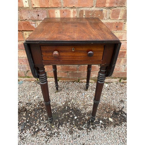 146 - REGENCY MAHOGANY DROP FLAP TABLE ON RING TURN TAPERED LEGS