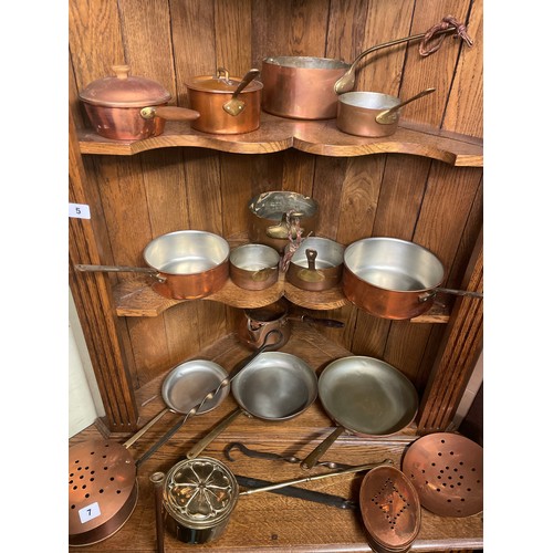 7 - SELECTION OF GRADUATED COPPER SAUCEPANS, COPPER AND BRASS HORSE CHESTNUT ROASTERS, SKIMMERS, AND WAR... 