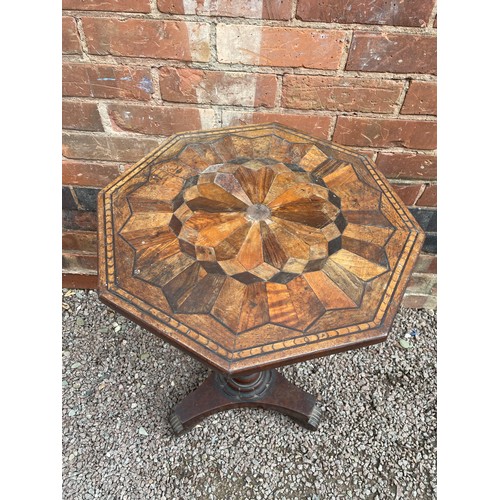 216 - VICTORIAN WALNUT BARLEY TWIST TRIPOD TABLE WITH OCTAGONAL PARQUETRY INLAID TOP