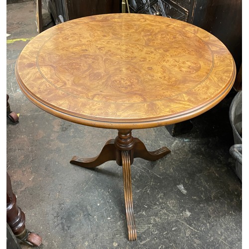 148 - BURR WALNUT CIRCULAR TRIPOD WINE TABLE