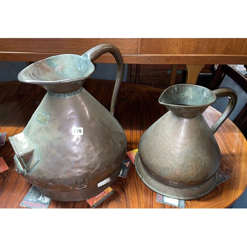 176 - FOUR GALLON COPPER MEASURE AND ONE OTHER