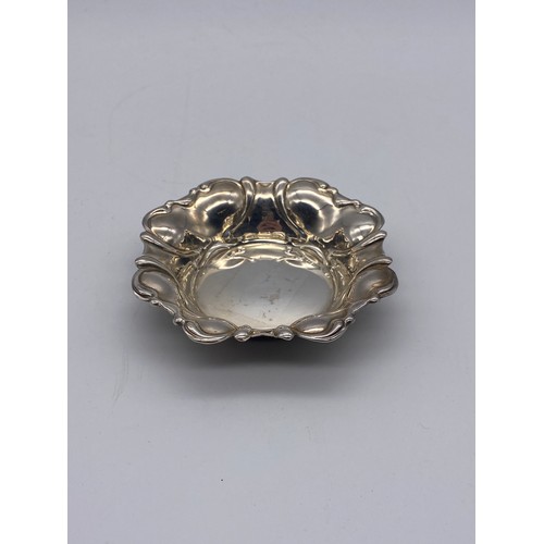 442 - BIRMINGHAM SILVER PIN DISH WITH SERPENTINE BORDERS 1.5 OZ APPROX