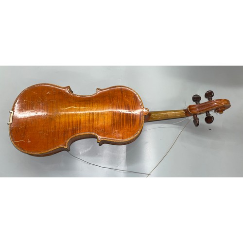 511 - UNMARKED VIOLIN A/F