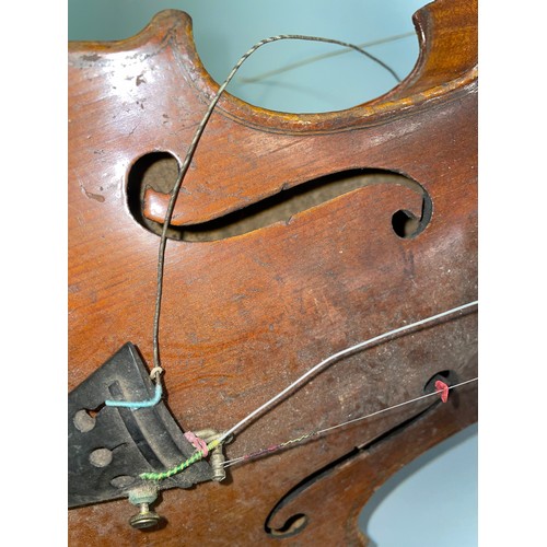 511 - UNMARKED VIOLIN A/F