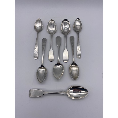 453 - SELECTION OF MAINLY GEORGIAN EXETER AND NEWCASTLE TEASPOONS 4 OZ APPROX