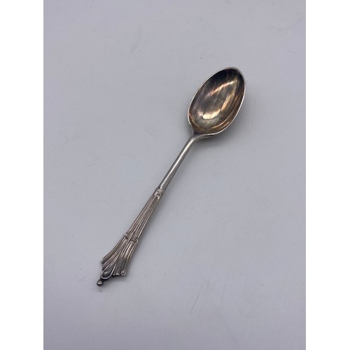 430 - CASED SET OF SIX SILVER TEASPOONS AND PAIR OF SUGAR TONGS 4.2 OZ APPROX