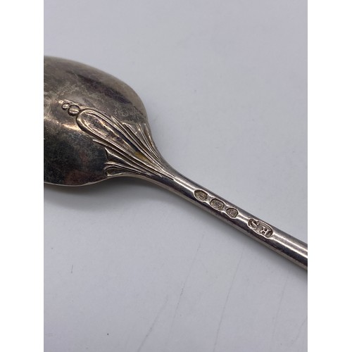 430 - CASED SET OF SIX SILVER TEASPOONS AND PAIR OF SUGAR TONGS 4.2 OZ APPROX