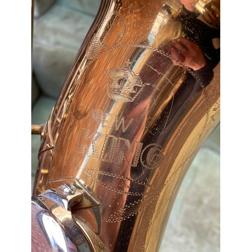 502 - NEW KING (KEILWERTH) ALTO SAXOPHONE SERIEL NUMBER 39326 CIRCA 1960 WITH SELMER SOLOIST C, LEWIN META... 